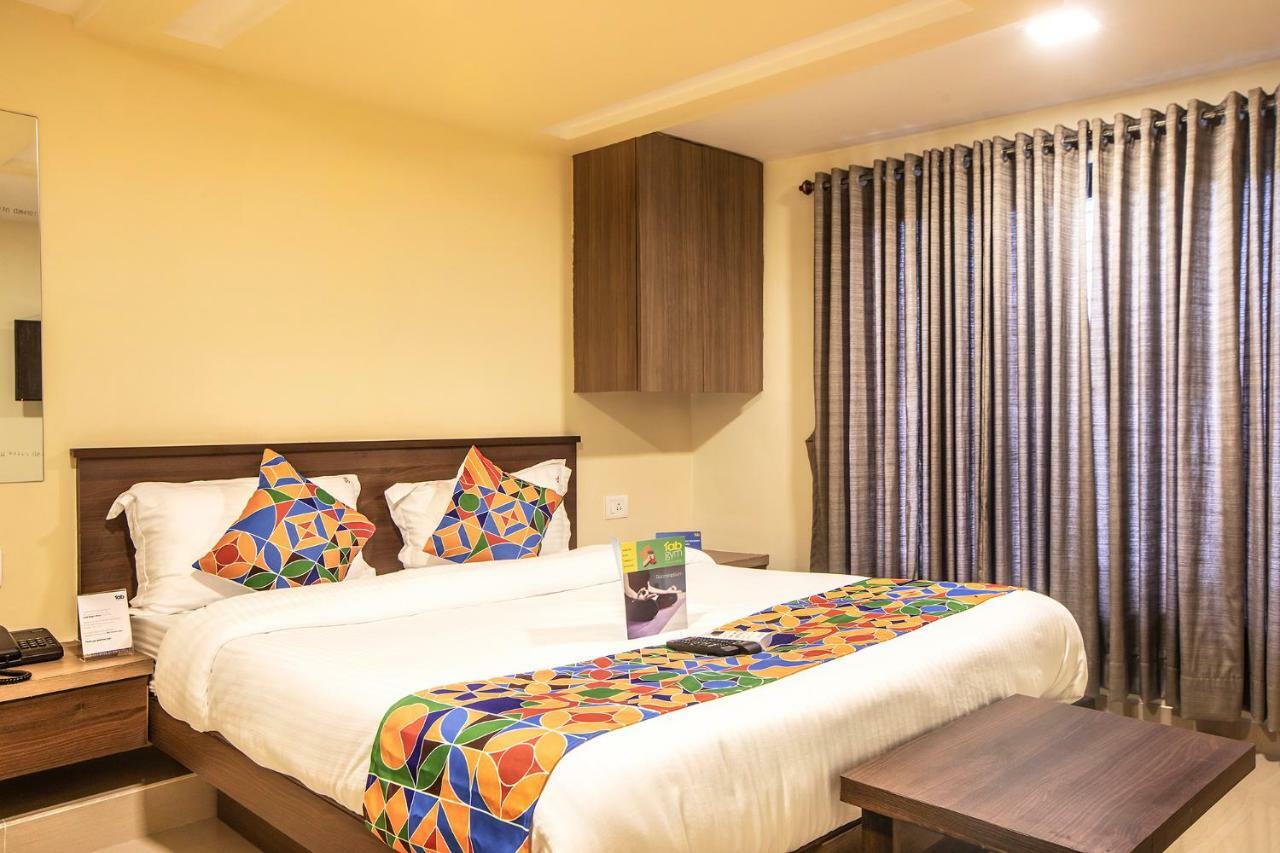 Fabexpress Silver Lake - Nr Bkc Mumbai Dış mekan fotoğraf