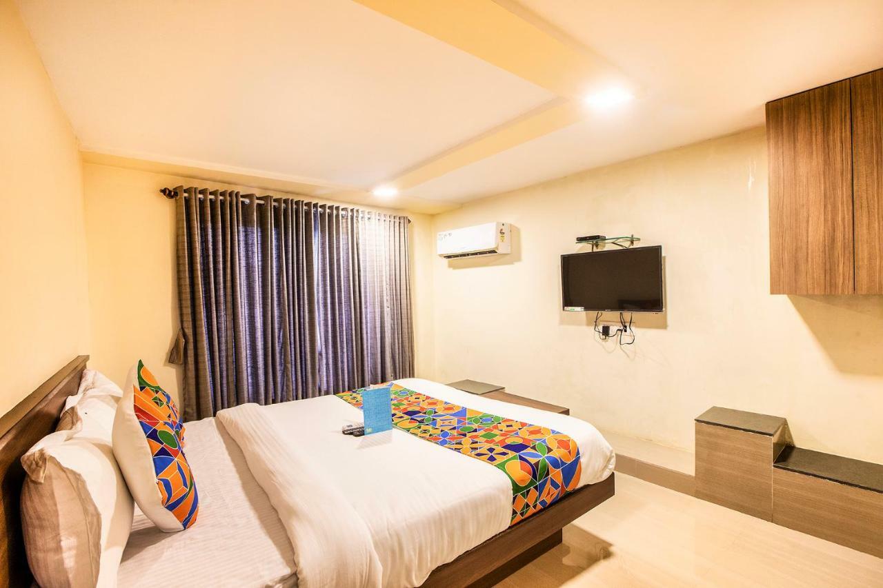 Fabexpress Silver Lake - Nr Bkc Mumbai Dış mekan fotoğraf